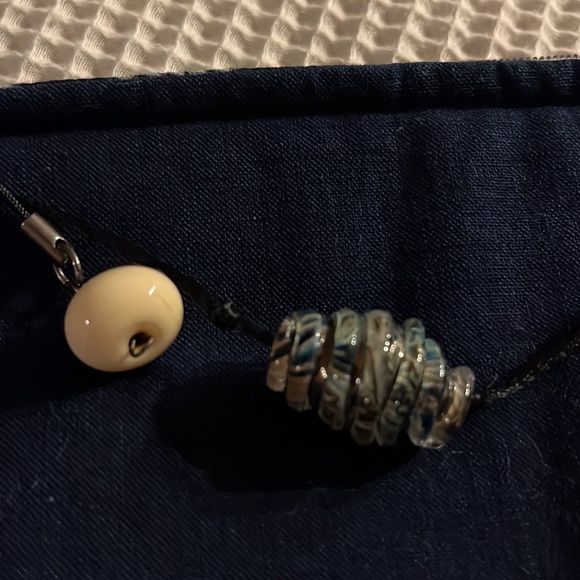 Hand crafted quilted bag - Picture 4 of 4